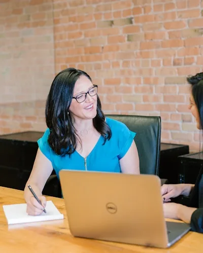 The Attorneys Behind Your Victory - C7C7.APP